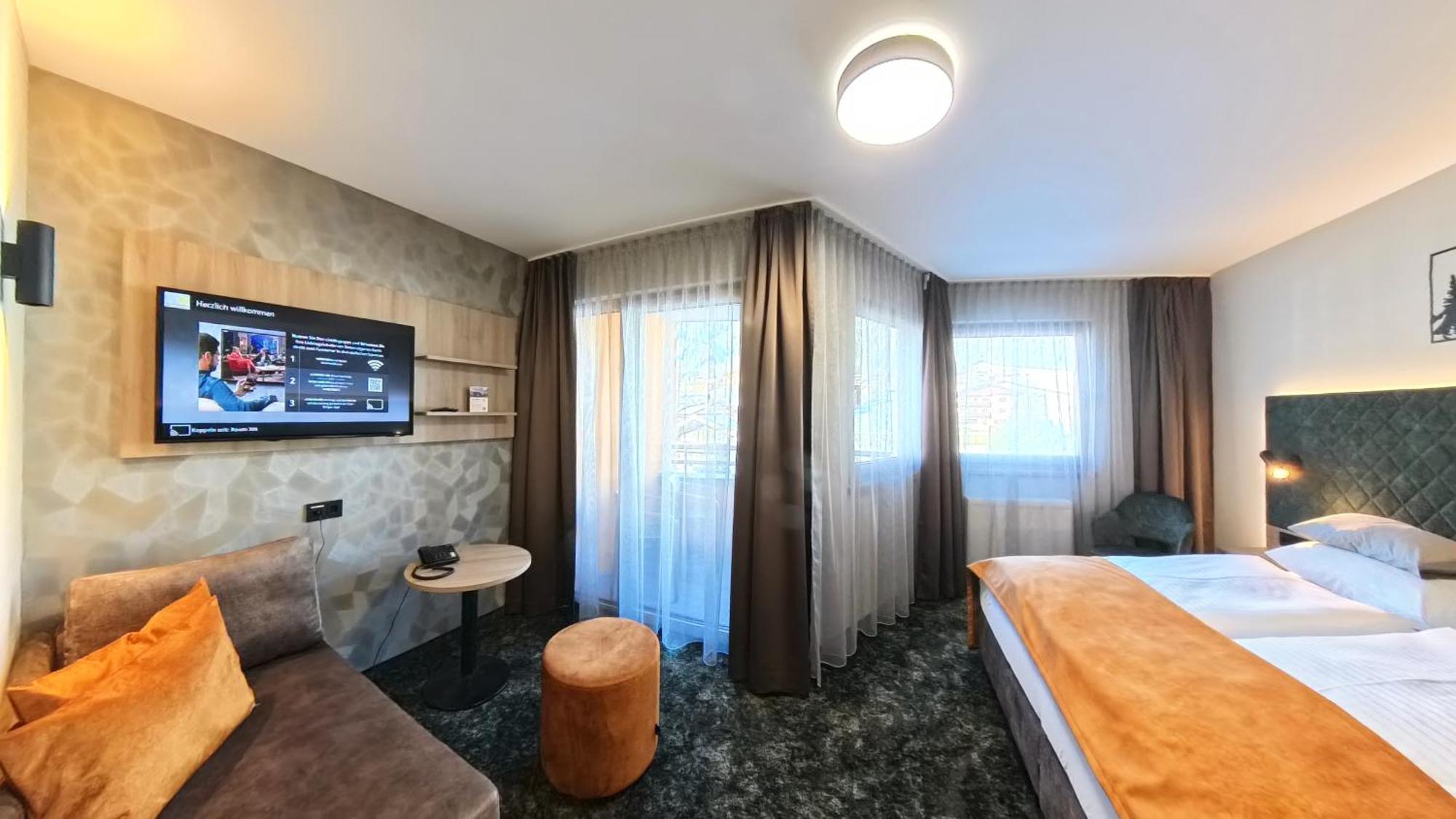Vital & Sporthotel Brixen Brixen im Thale Exterior foto